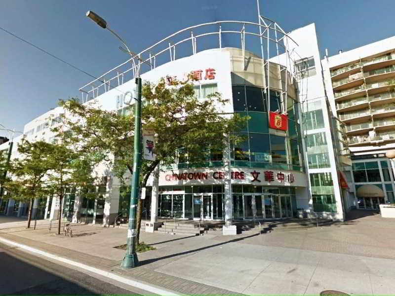 Hotel Super 8 By Wyndham Downtown Toronto Exterior foto